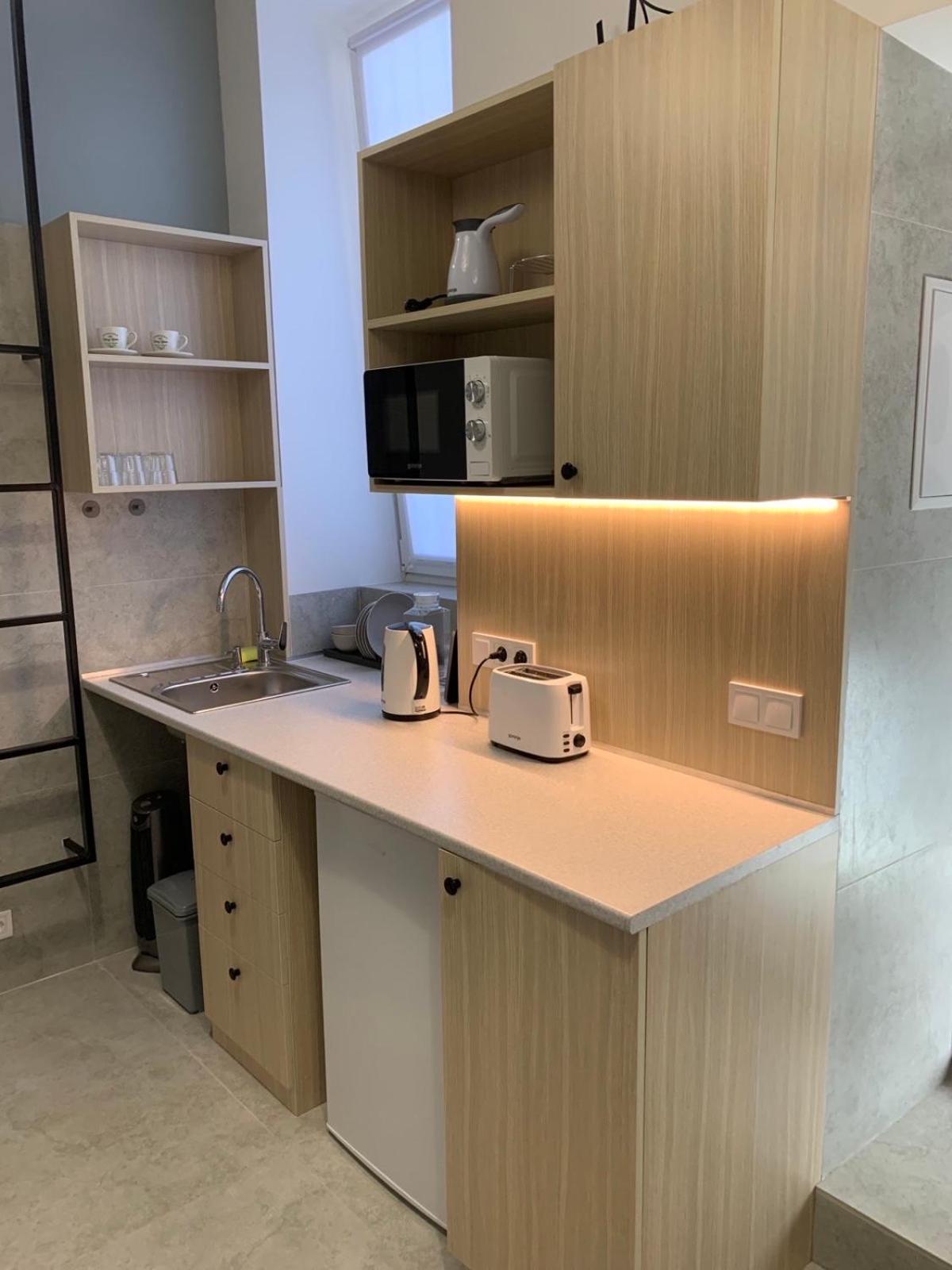 Capsule Hotel & Hostel Charków Zewnętrze zdjęcie