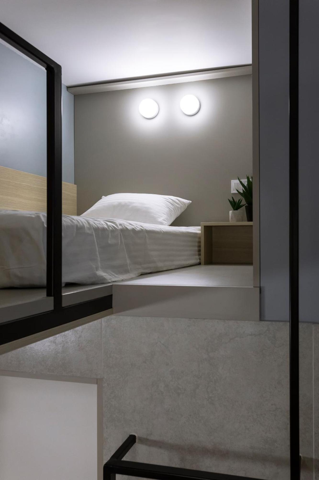 Capsule Hotel & Hostel Charków Zewnętrze zdjęcie
