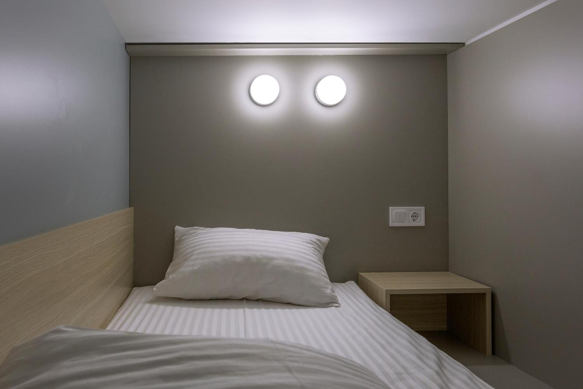 Capsule Hotel & Hostel Charków Zewnętrze zdjęcie