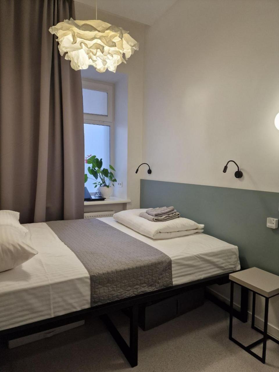 Capsule Hotel & Hostel Charków Zewnętrze zdjęcie